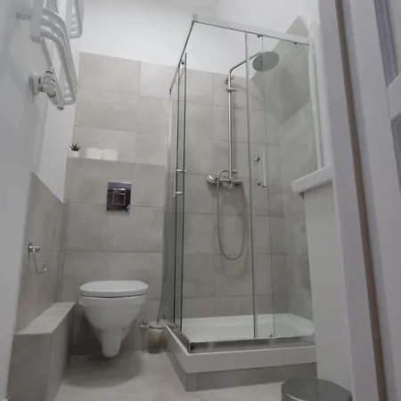 Biskupia Riverside View Апартаменты *